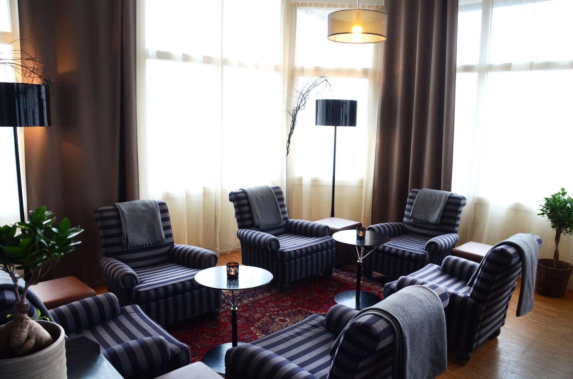 Home Hotel Bilan Karlstad Exterior photo