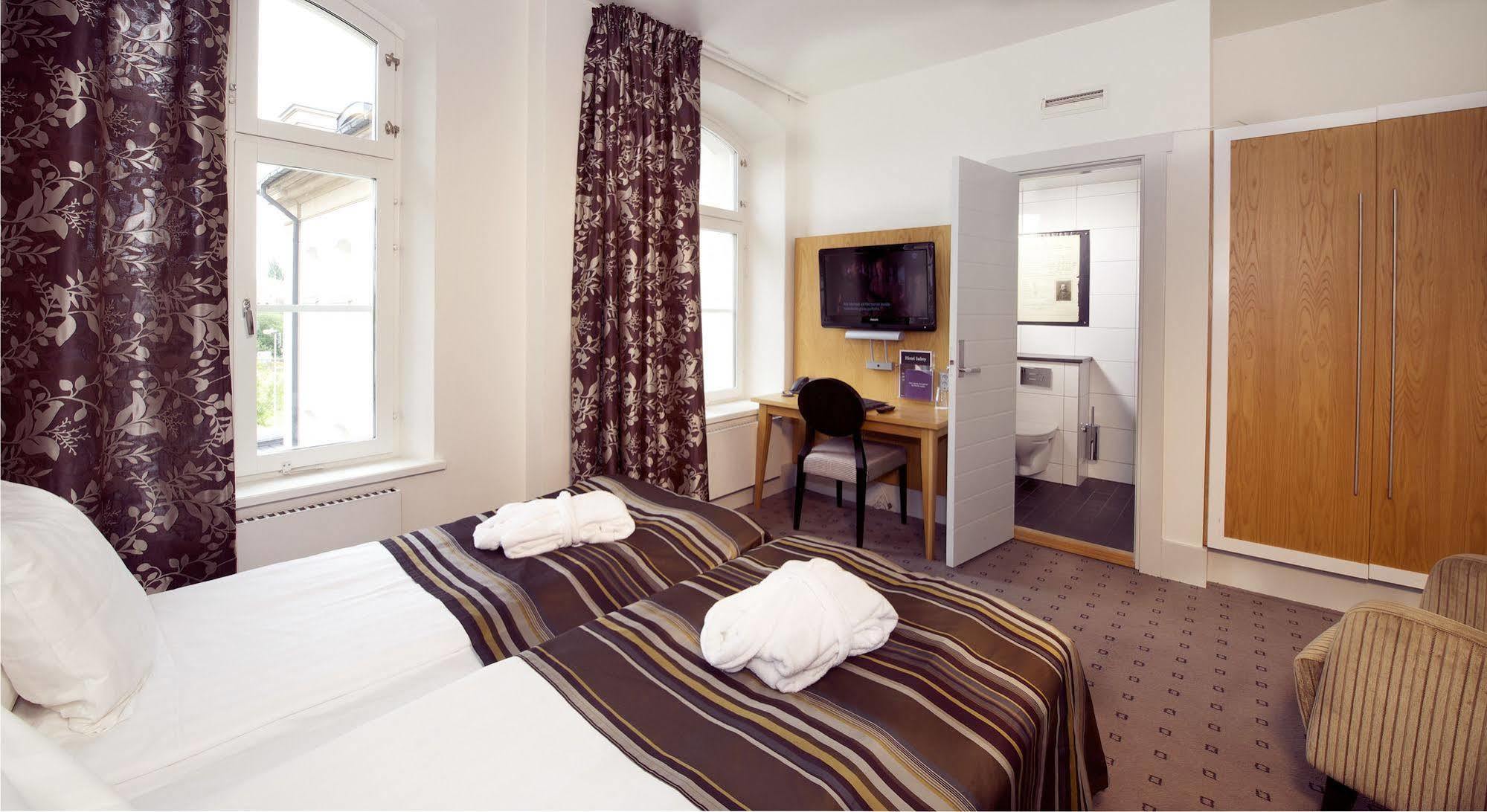 Home Hotel Bilan Karlstad Exterior photo